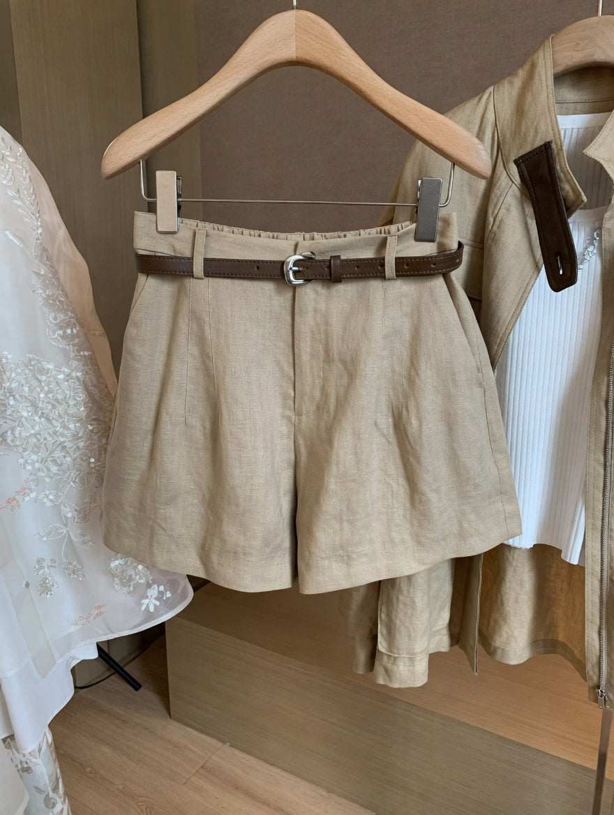Relaxed Fit Beige Linen Shorts