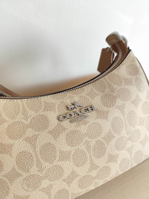 Canvas Chain Shoulder Bag