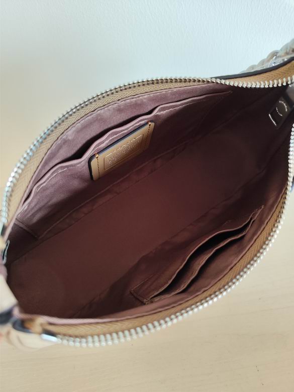 Canvas Chain Shoulder Bag