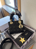 New handbag with gift box packaging size 17cm