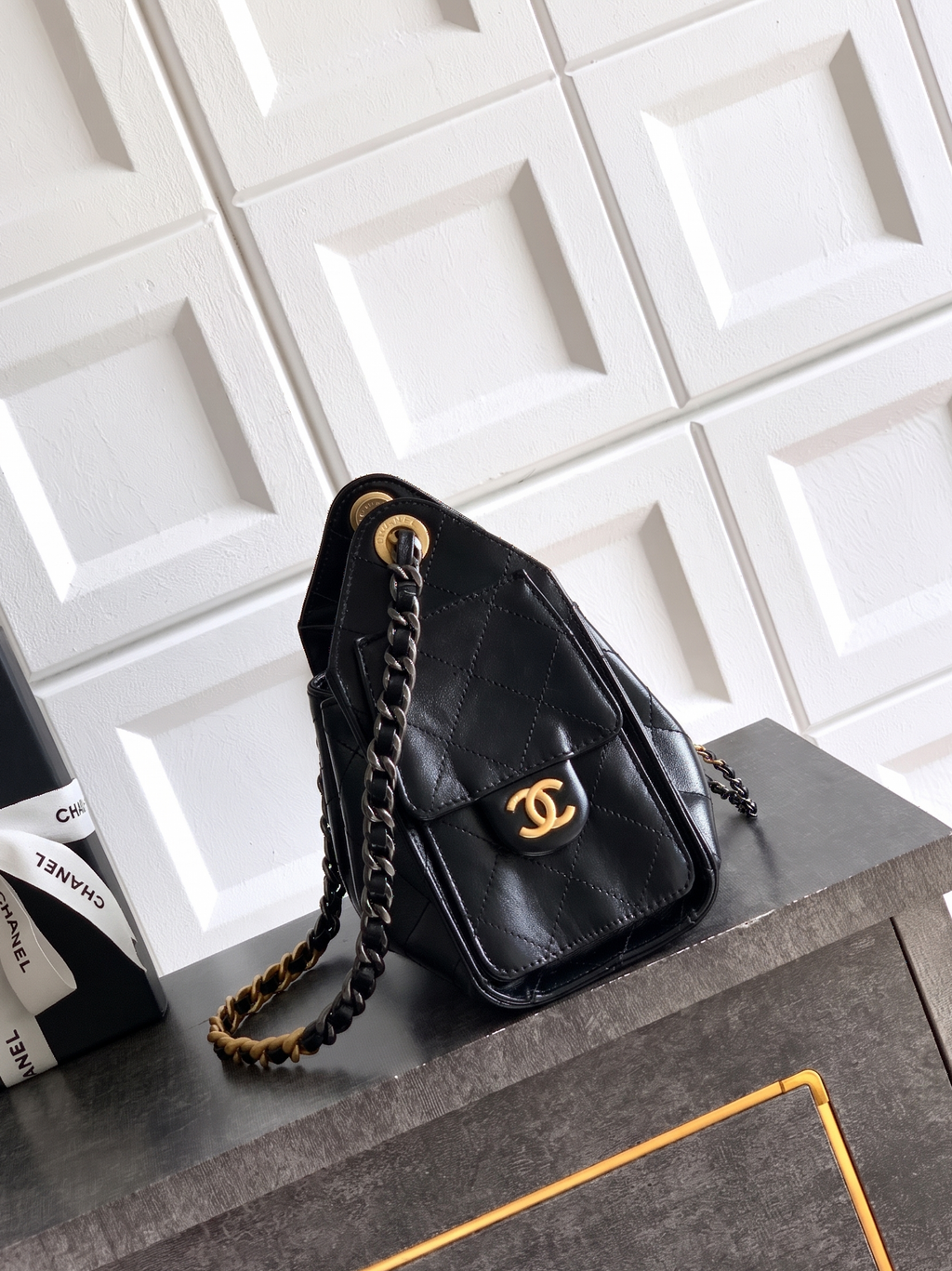 Luxury Black Diamond-Stitched Handbag