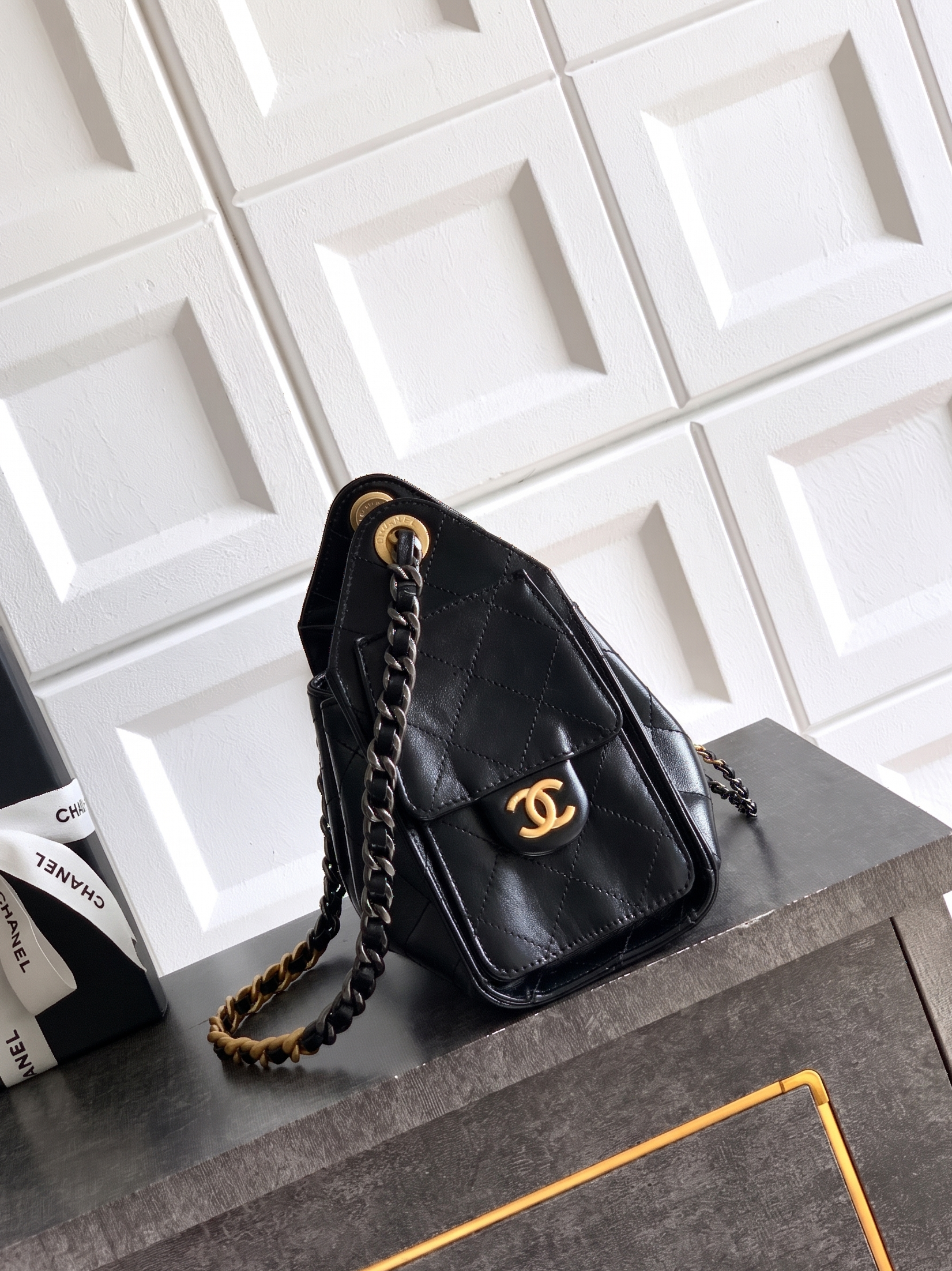 Luxury Black Diamond-Stitched Handbag