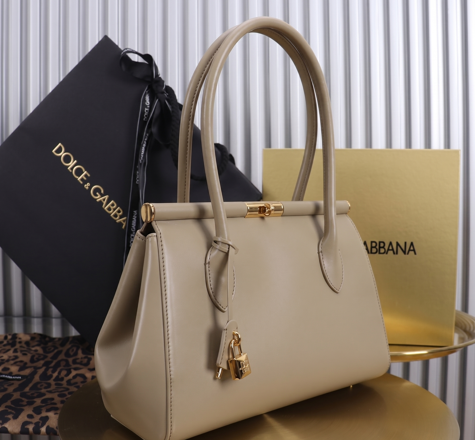 Elegant Taupe Leather Handbag