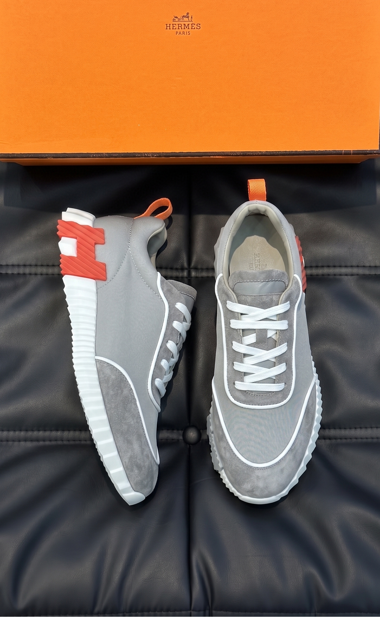 THE ESSENTIAL PAIR